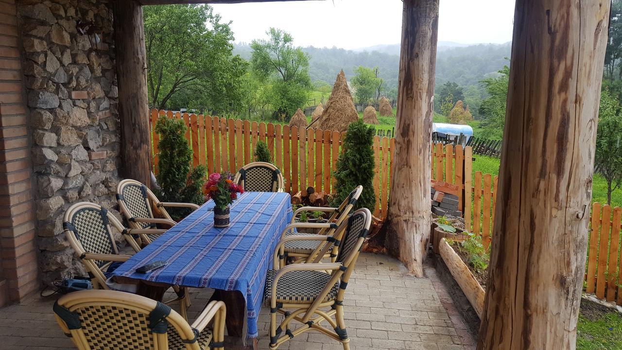 Casa Din Piatra Hotell Poiana  Eksteriør bilde