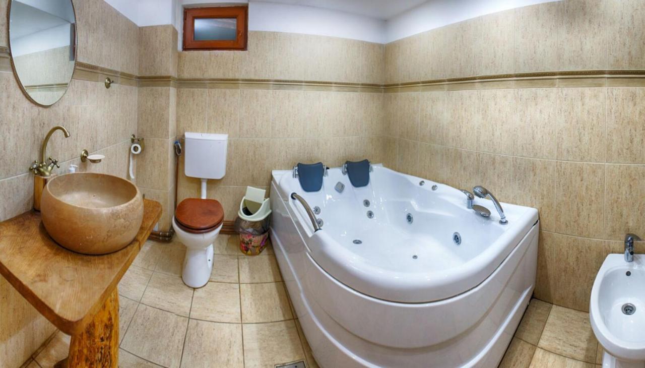 Casa Din Piatra Hotell Poiana  Eksteriør bilde